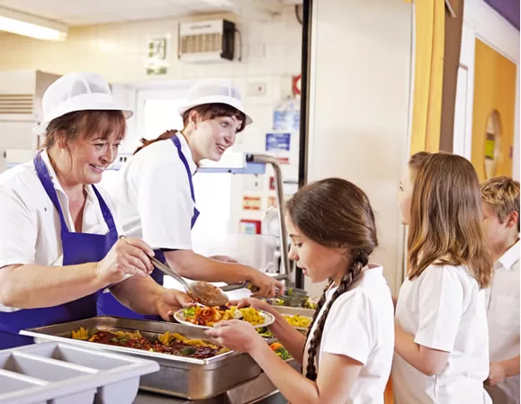 Okullarda ücretsiz yemek seferberliği